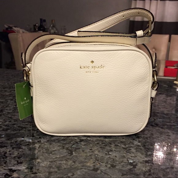 kate spade Handbags - Kate Spade crossbody